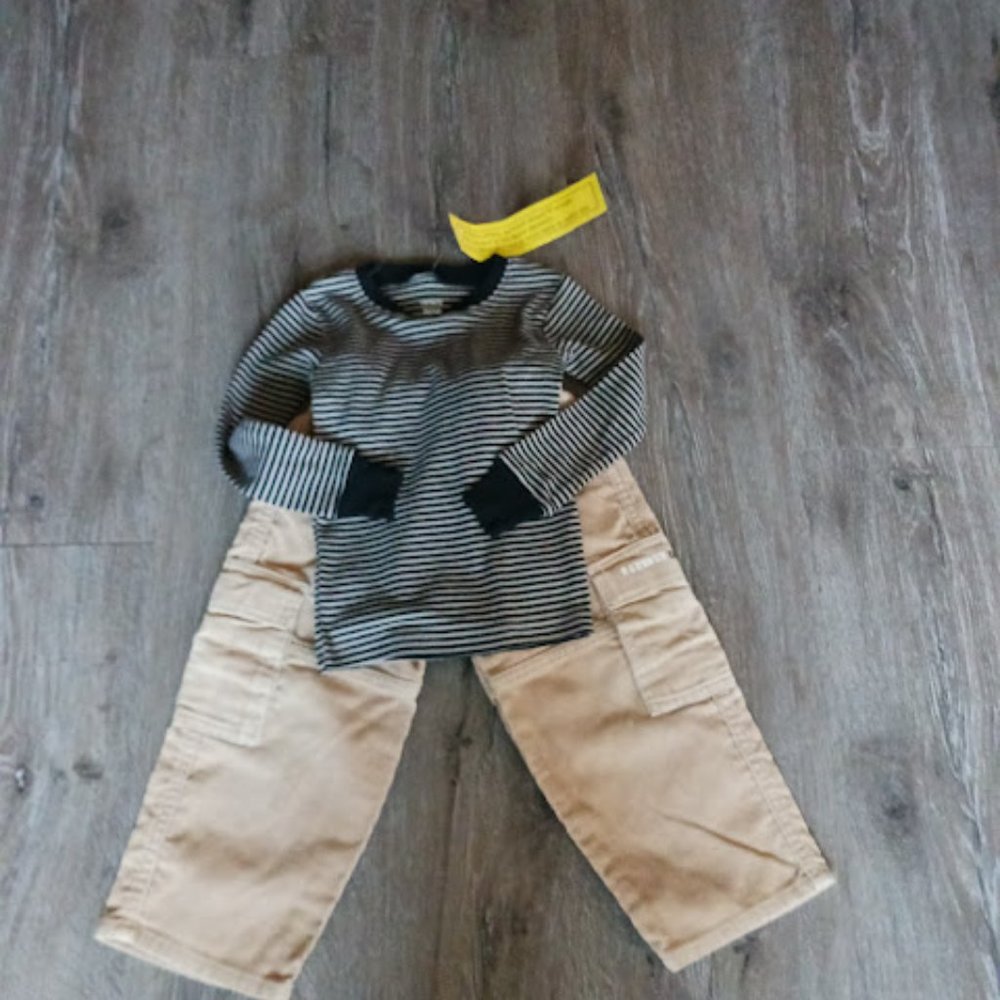 2T Boys Set Oshkosh Cargo Courdy's and Carters Stripe shirt